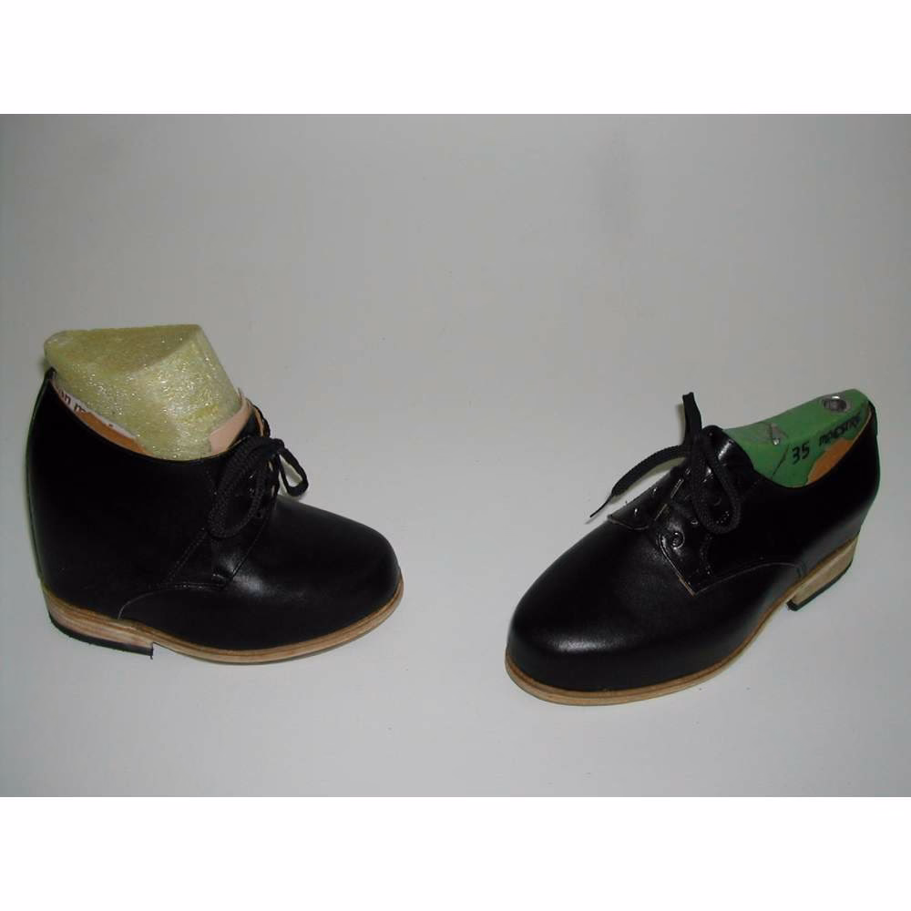 ¿Cuánto cuesta una bota ortopédica?