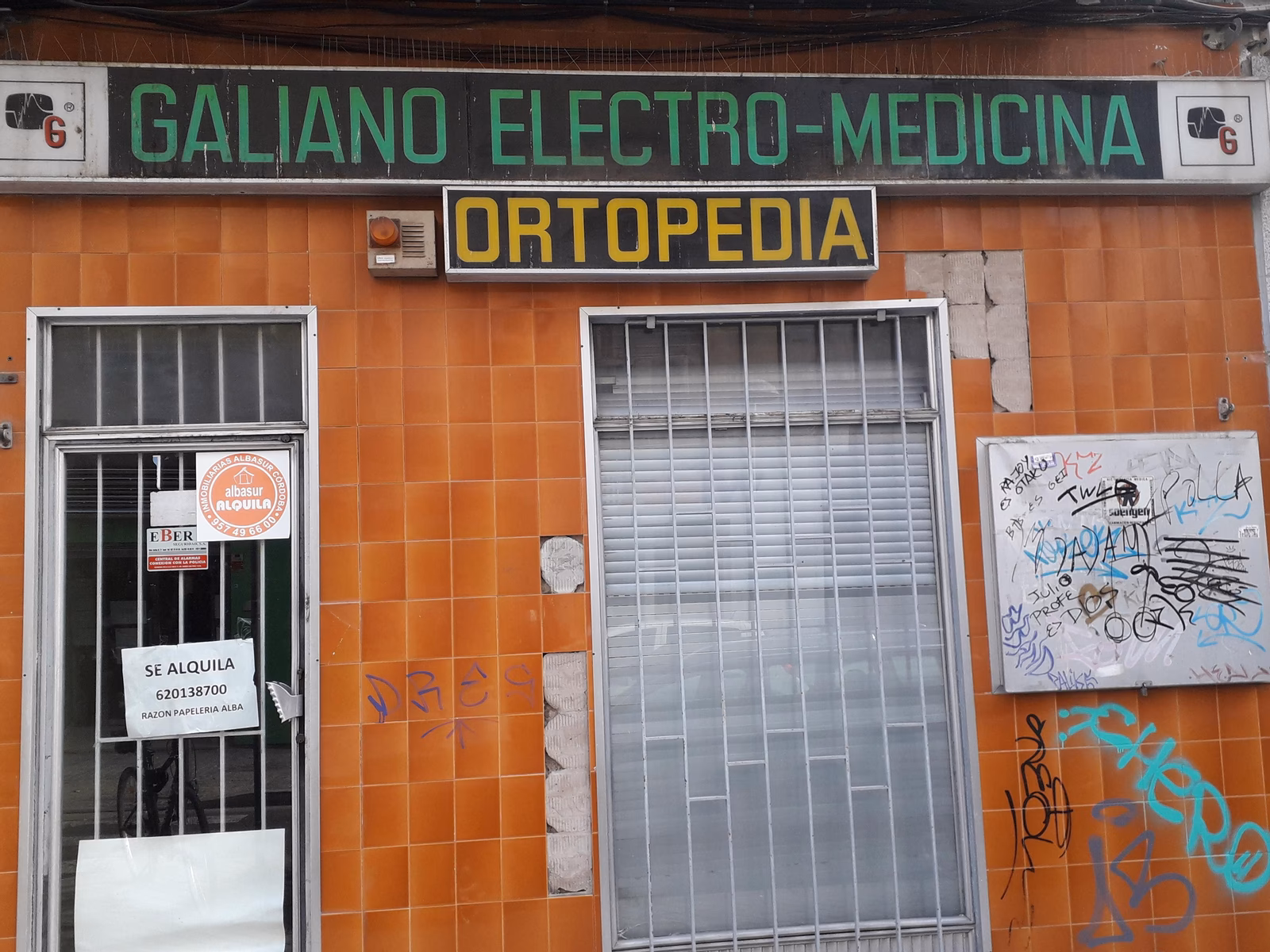 ¿Dónde se encuentra la calle Infanta Doña María?