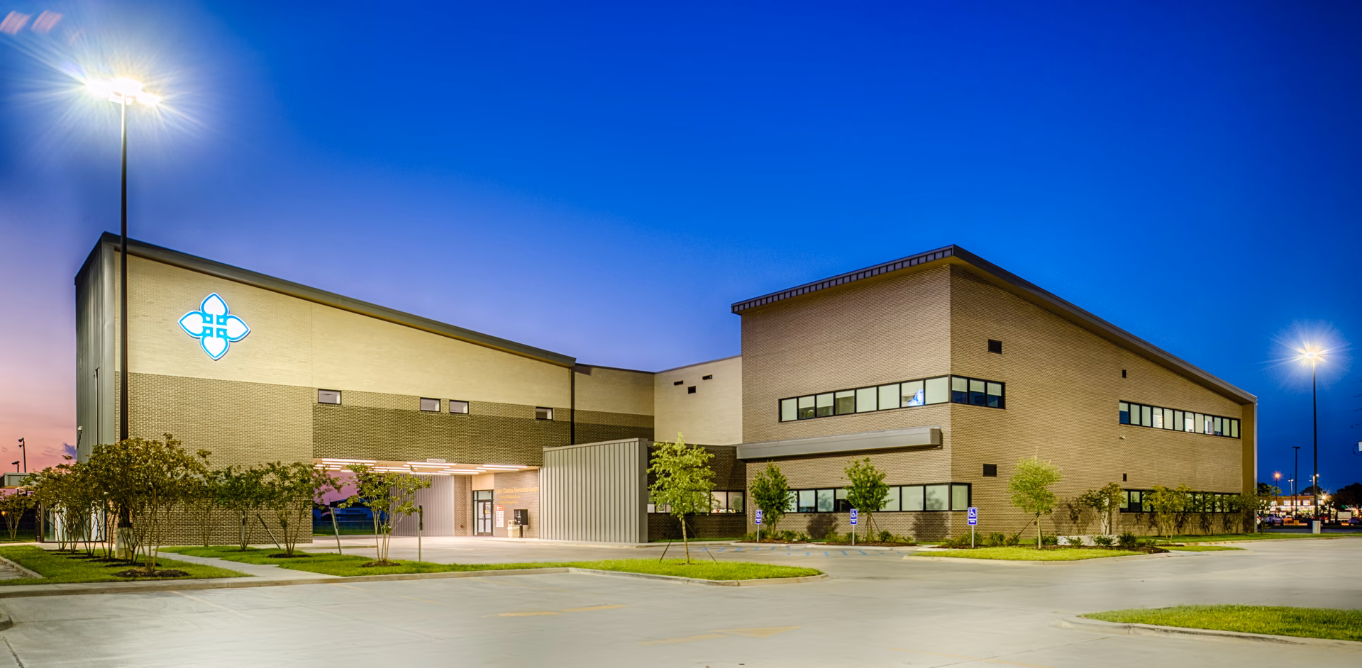 Who is Center for orthopaedics & spine LLC?