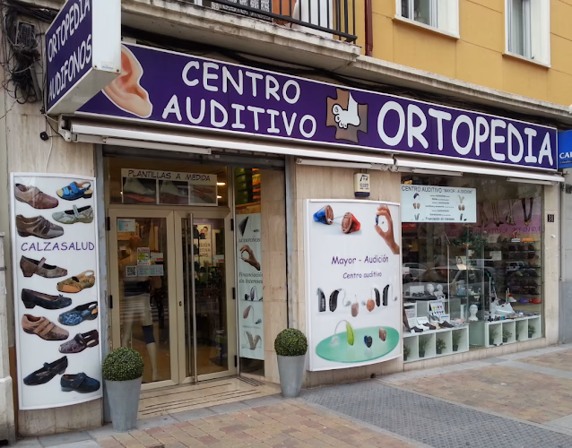 ¿Cuáles son los horarios de apertura del Centro Comercial La Gavia?