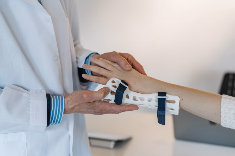 ¿Cómo comunicar un producto ortoprotésico que no se ajusta a la clasificación?