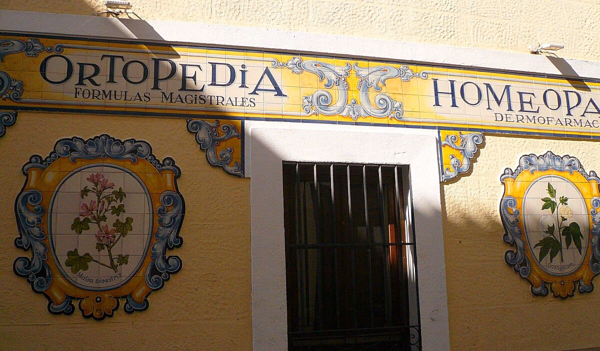 ¿Qué servicios ofrecen las farmacias de las Illes Balears?