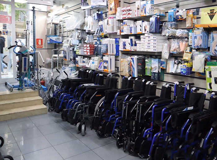 ¿Dónde está ubicada la farmacia Eiffel?