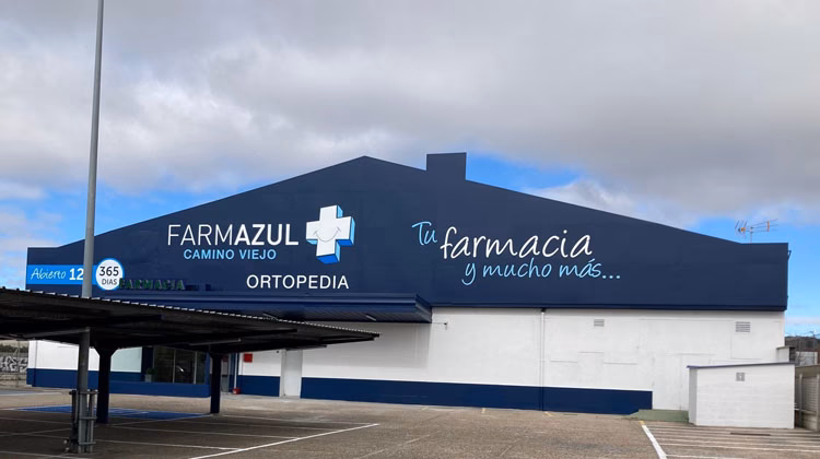 ¿Dónde se encuentra farmazul Camino Viejo?