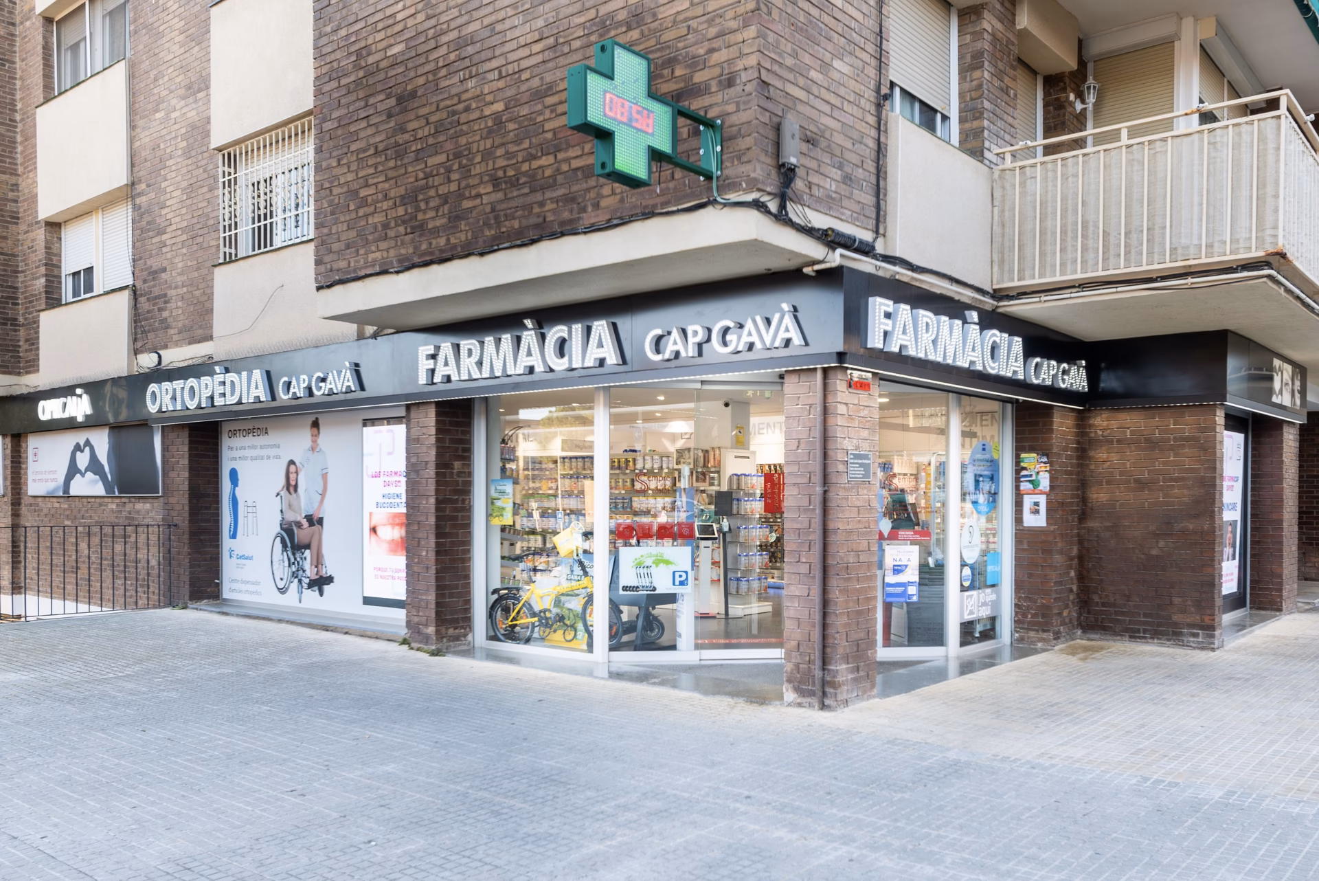 ¿Cuántas farmacias hay en el Bruguers de Gavà?