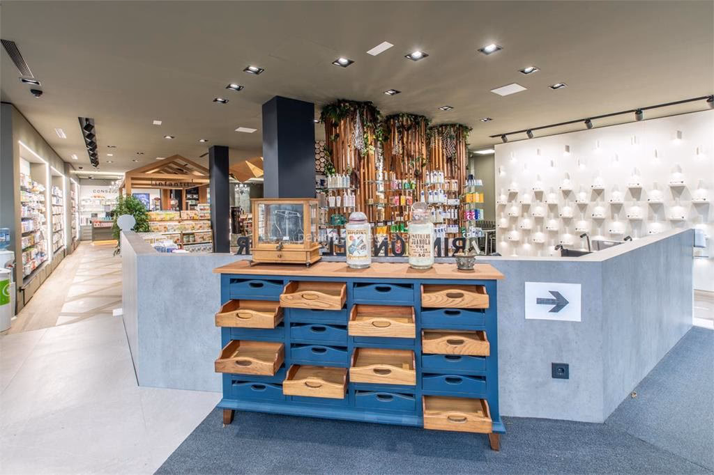 ¿Qué cursos ofrece Farmacias Santa Cruz?