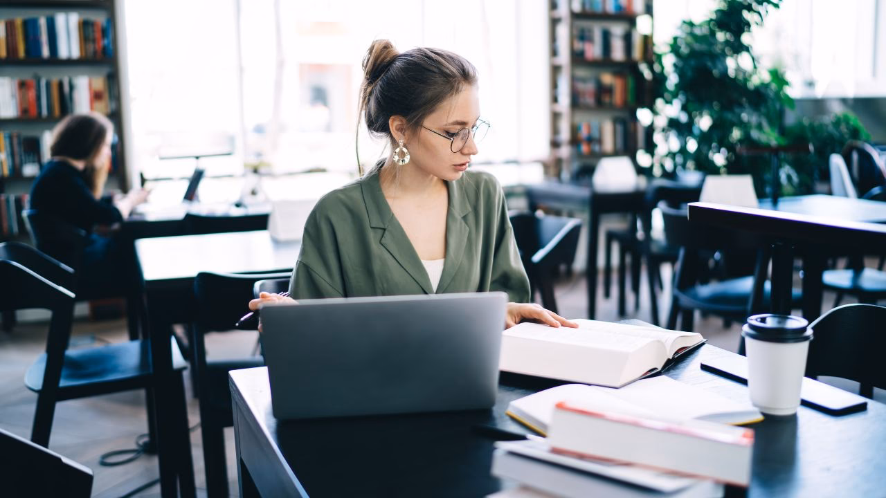 ¿Qué se necesita para estudiar ortopedia a distancia?