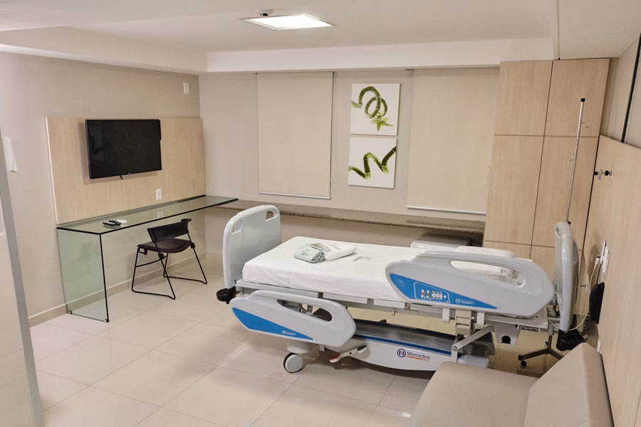 Quais são as subespecialidades da equipe de ortopedistas?