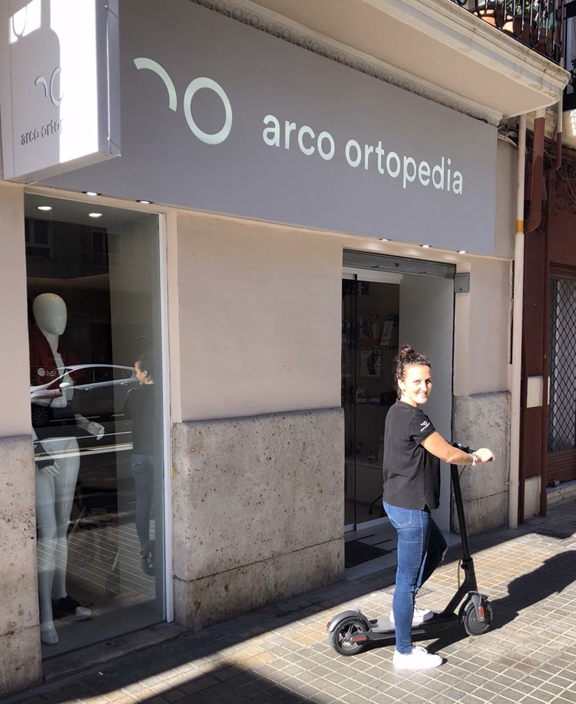 ¿Quién es la doctora de la clínica arcos?