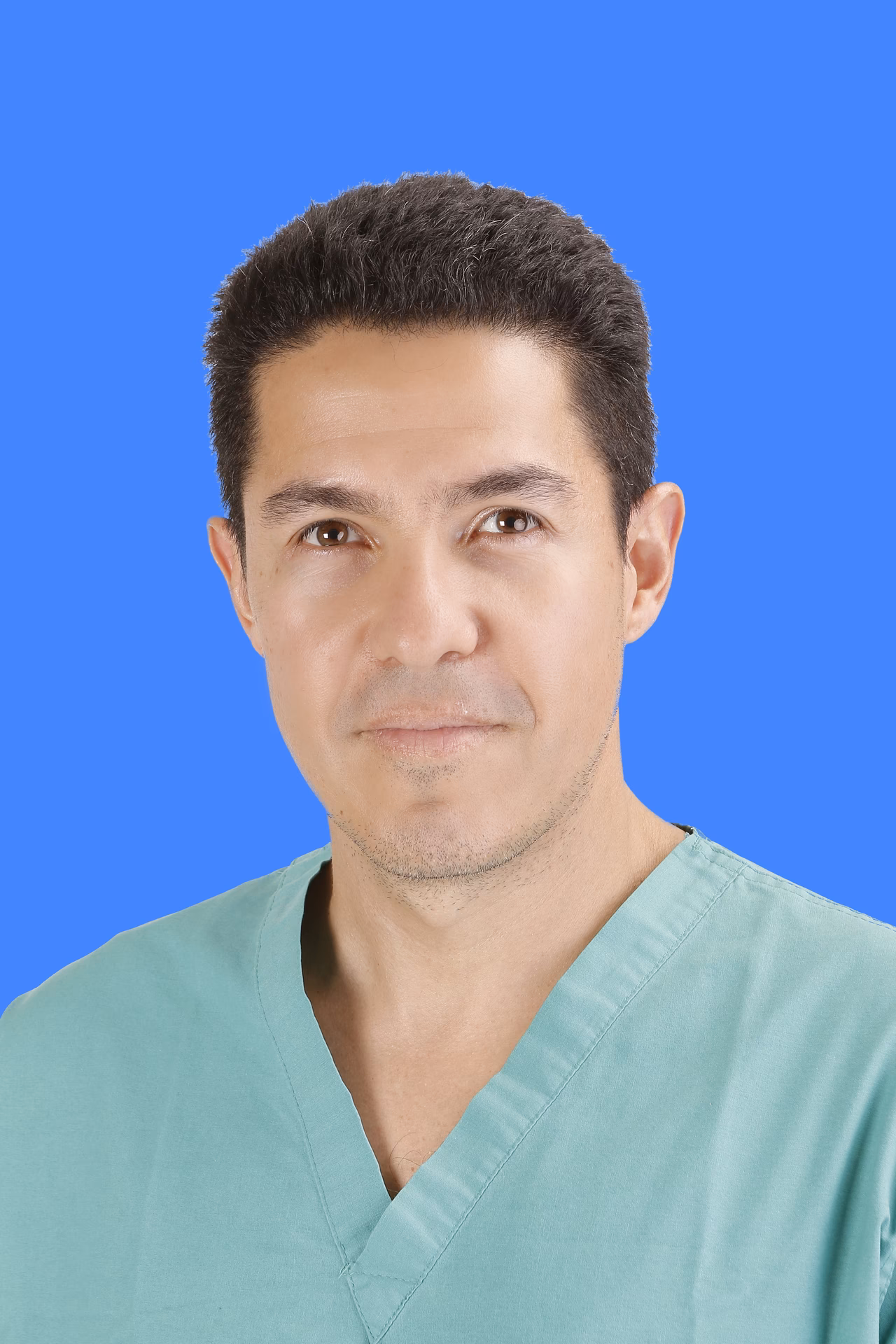 ¿Cómo puedo contactar al centro de salud de Arevalo?