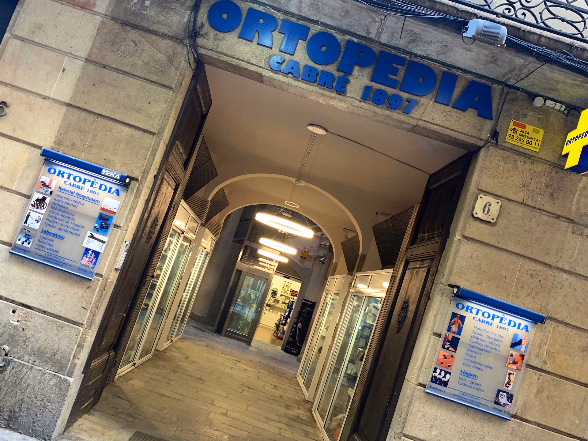 ¿Qué es un corsé ortopédico?