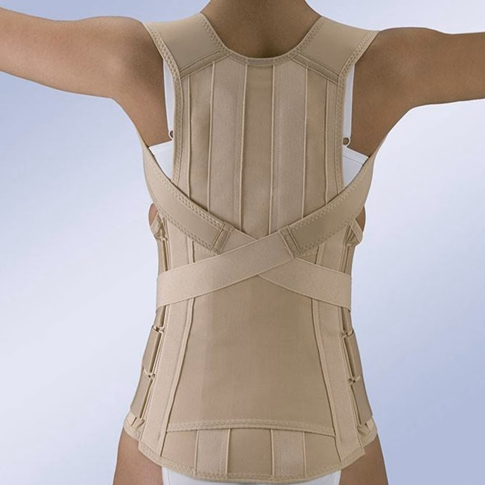 ¿Qué es la cifosis en adultos?