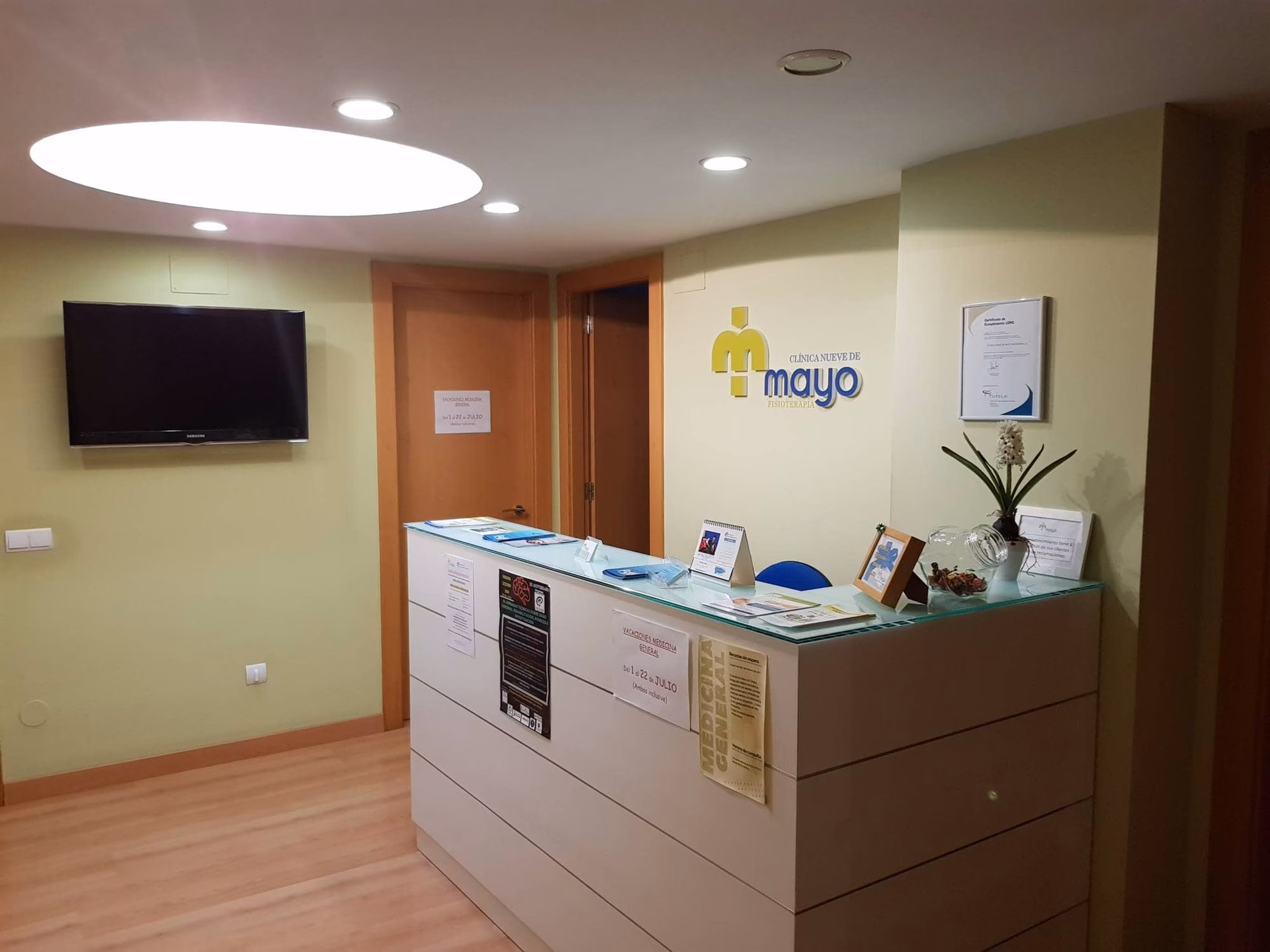 ¿Qué ofrece la clínica nueve de mayo?