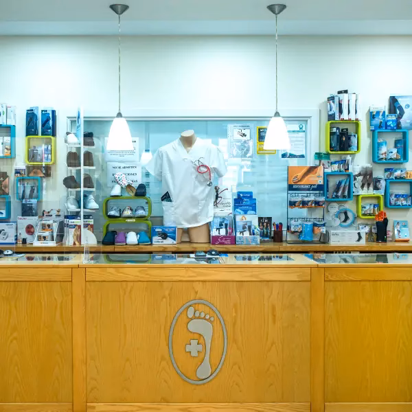 ¿Cómo contactar con el centro de salud de Roquetas de mar?